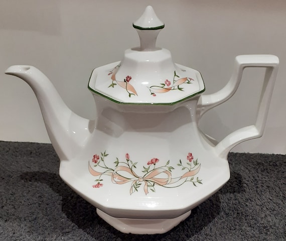 Vintage Johnson Brothers Eternal Beau - Choose From Drop Down Menu