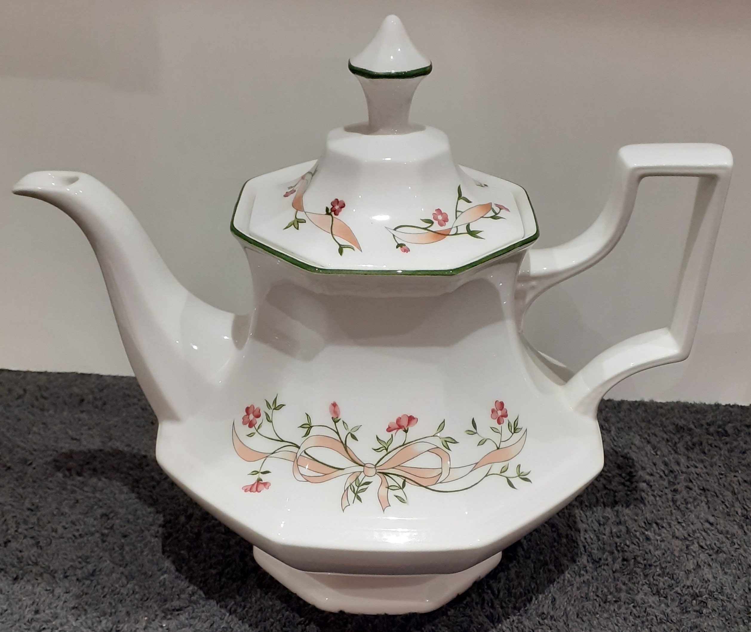 Vintage Johnson Brothers Eternal Beau - Choose From Drop Down Menu