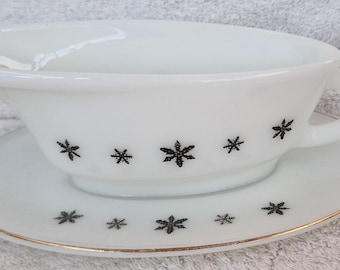 Vintage Pyrex Glass Gravy Boat and Stand  - Black Snowflake Pattern