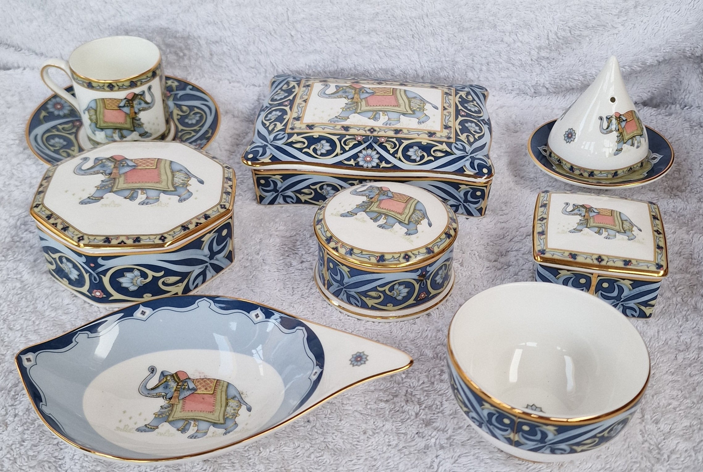 Wedgwood Bone China Boxes and Other Small Items - Blue Elephant 