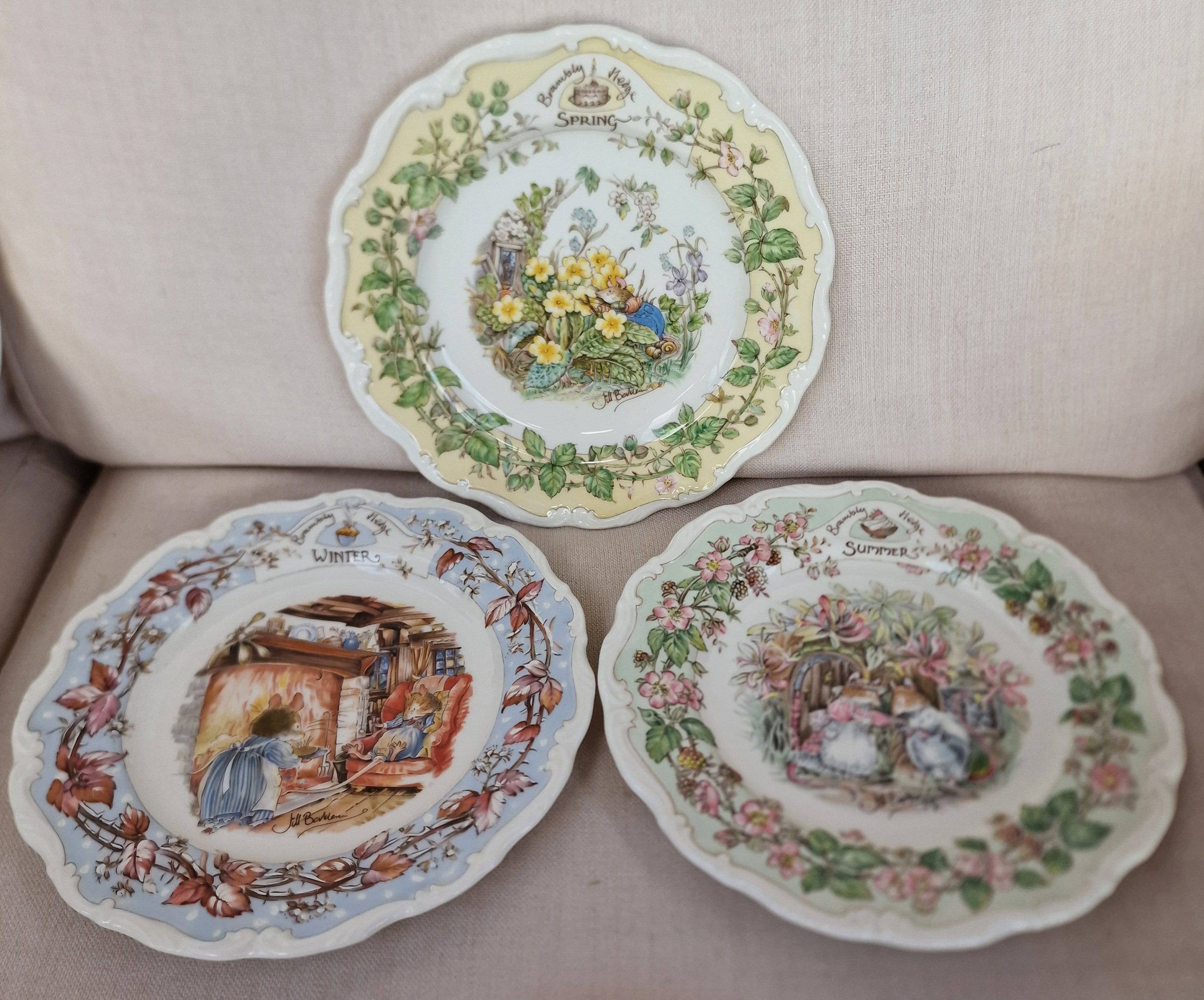 Royal Doulton Brambley Hedge 皿 4枚セット