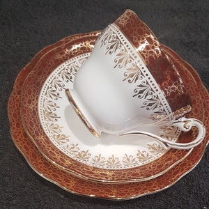 Royal Standard Bone China Trio- Winchester-patroon rood