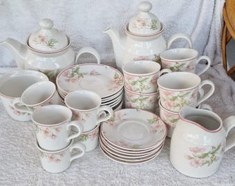 ロイヤルドルトン エチュード コーヒーカップ＆ソーサー - Etsy 日本
