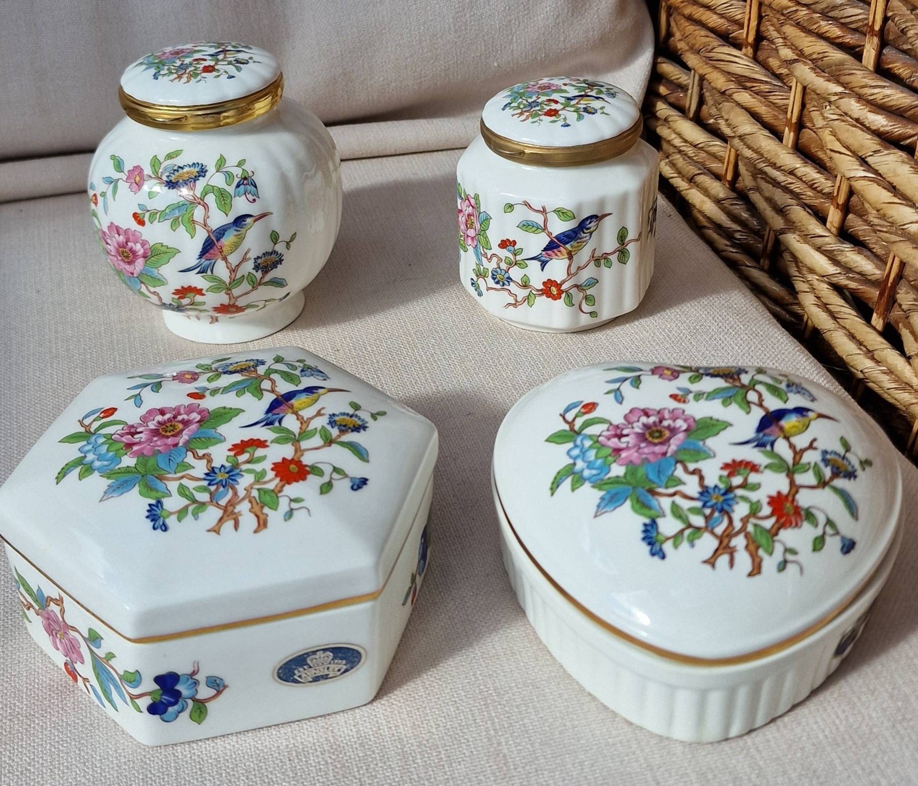 Aynsley pembroke - Etsy 日本