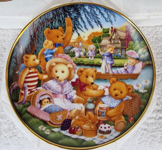 Limited Edition Teddy Bear Collectors Plates by Carol Lawson - 3