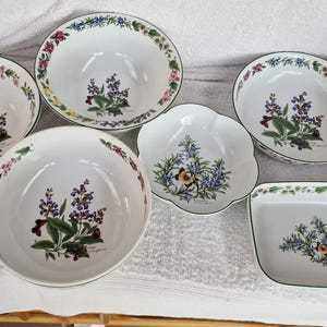 Royal Worcester Bone China, Auswahl an Schalen und Schüsseln, Worcester Kräuter, Wählen Sie aus dem Dropdown-Menü.