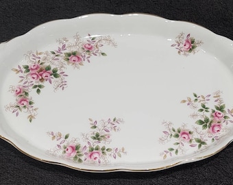 Bandeja ovalada con asa de porcelana fina Royal Albert - Rosa lavanda