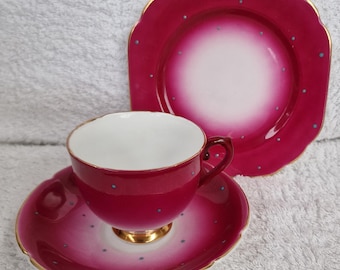 Stanley English Bone China Red with turquoise dots Trio