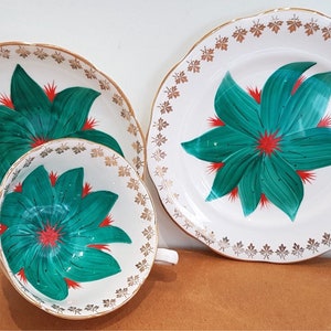 Thomas Forester Phoenix Bone China Hand Painted Trio - Exotic Green
