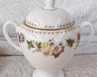 Wedgwood sockerskål med lock