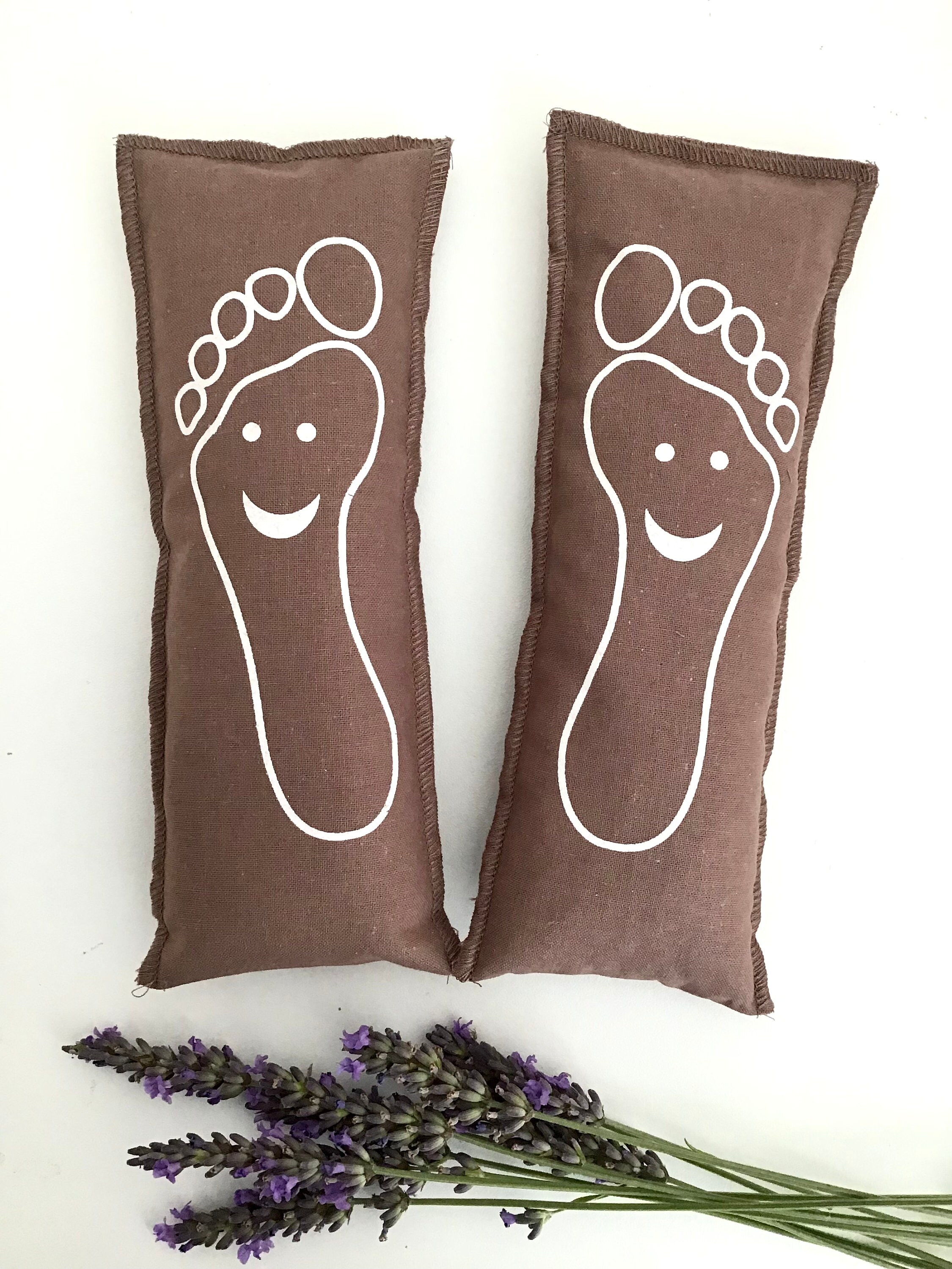 Paire de Coussins Garnis Pure Lavande Imprimés Pieds, Parfume, Désodorise et Assainit Les Chaussures