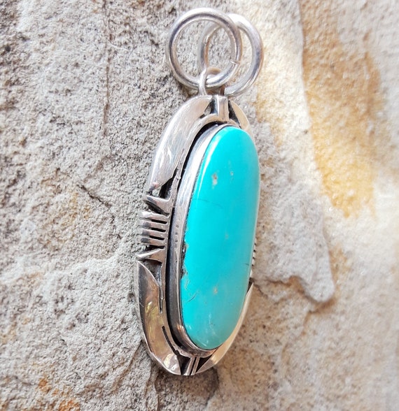 Robins Egg blue Turquoise Vintage pendant made by… - image 2