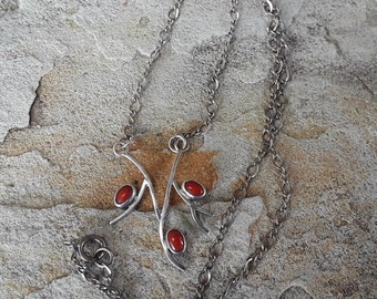 Oxblood Mediterranean Coral Navajo 1980s Vintage necklace ~ Sterling silver