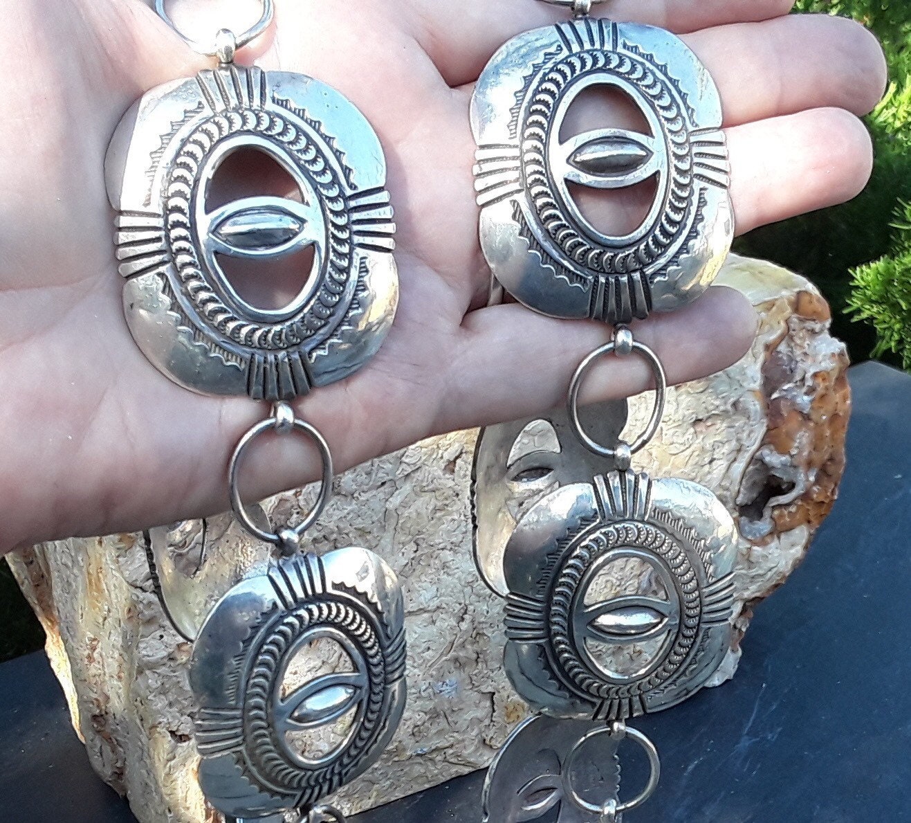 【数量限定】旧モデル在庫処分セールを開催します！ Calvin Martinez Sterling Navajo Wrought Hand Artist Renowned アクセサリー