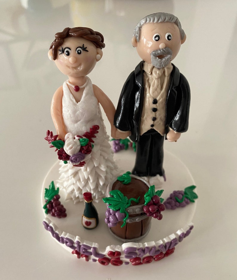 Bride and groom figurines for cake/mounted cake in fimo to order only image 3