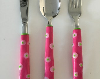 Trio of cutlery for children with small fLeurs
