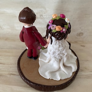 Bride and groom figurines for cake/mounted cake in fimo to order only image 8