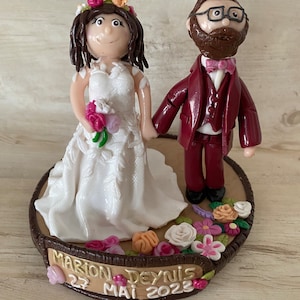 Bride and groom figurines for cake/mounted cake in fimo to order only image 1