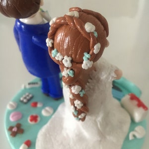 Figurines de mariés pour gateau/pièce montée en fimo sur commande uniquement image 4