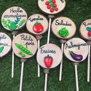 Rondin de bois avec légumes/fruits en fimo pour votre jardin VENDU À LUNITÉ sur commande image 2