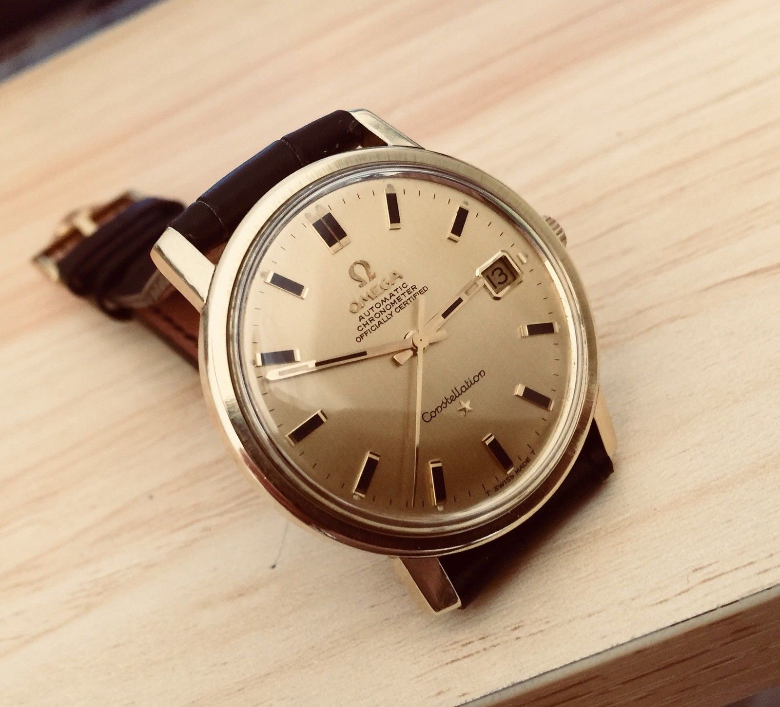 Omega Constellation 1960s vintage watch cal 564 automatic 24 Jewels