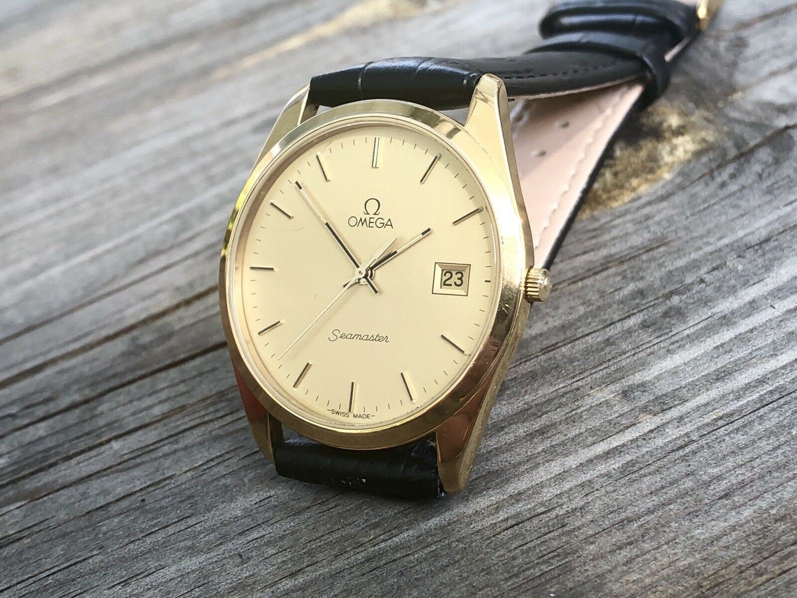 OMEGA Vintage 1982 Mens Seamaster Gold Plated Quartz Gents Watch Wristwatch with new black