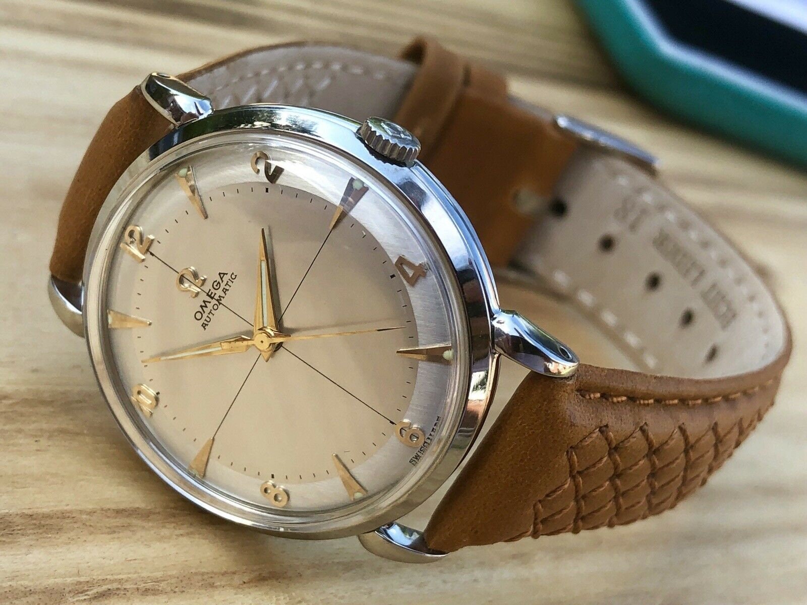 Omega Classic 1952 vintage crosshair dial Automatic or hand winding Cal
