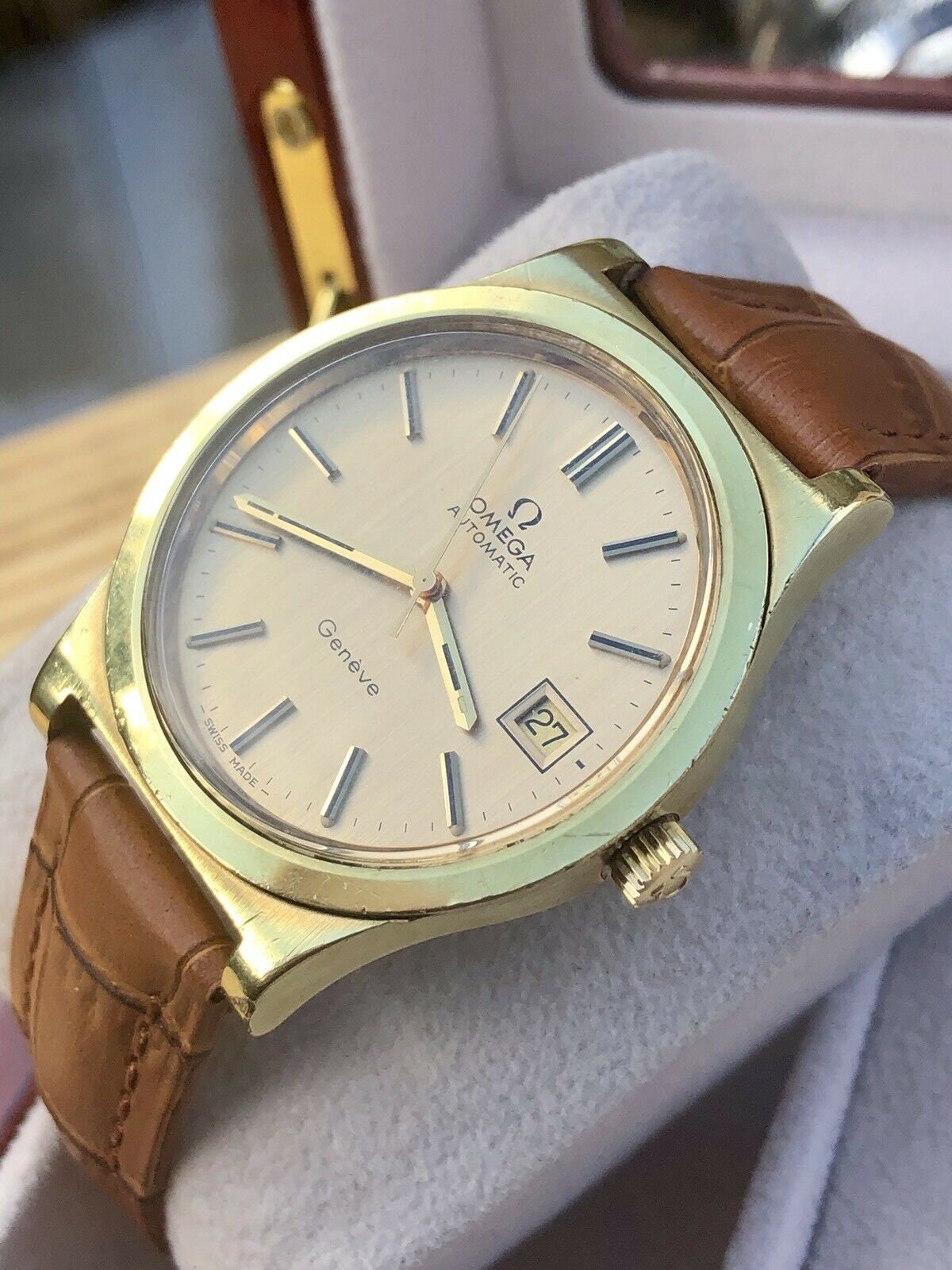 Omega Mens Geneve vintage Watch CAL 1012 Gold Plated Automatic Mens Box