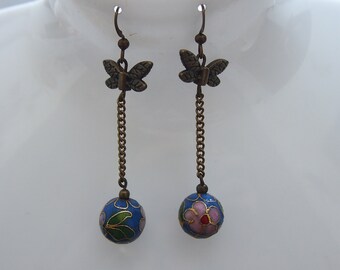 Pearl compartmentalized earrings