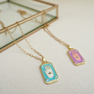 Collier REBECCA / chaîne acier inoxydable dorée / pendentif carte de tarot
