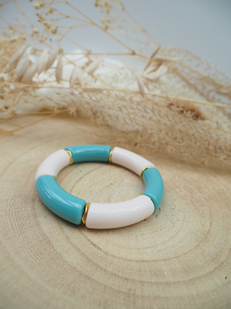 Bracelet jonc bicolore MAELLE / grosses perles tubes en résine acrylique incurvées Modèle 1