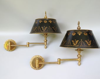 1 pair of exceptional and rare Bouillotte wall lights, France, 1970s, gold-plated bronze