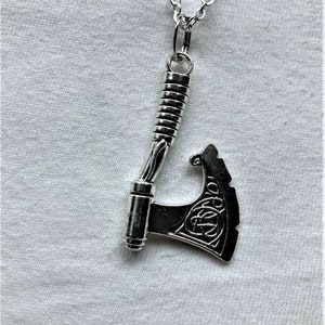 Razor Blade silver necklace & pendent | emo goth cool fashion rock tattoo
