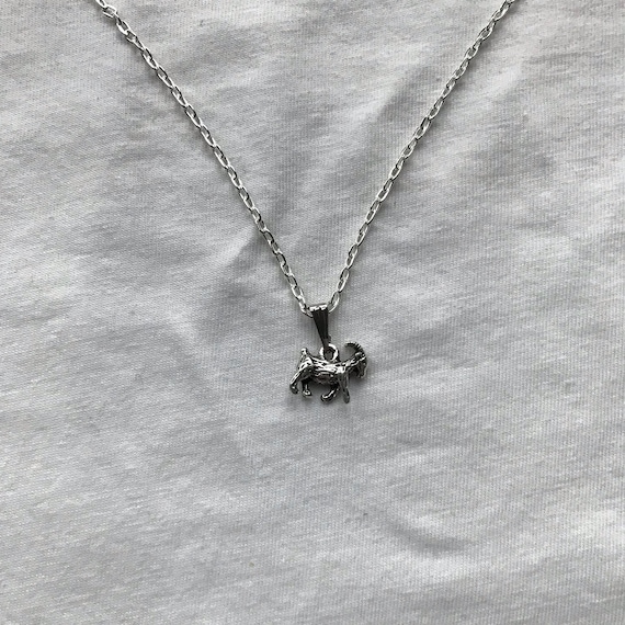 Cool cheap silver necklaces