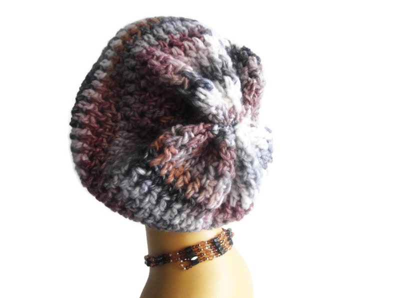 Boreal woman/'s bonnet