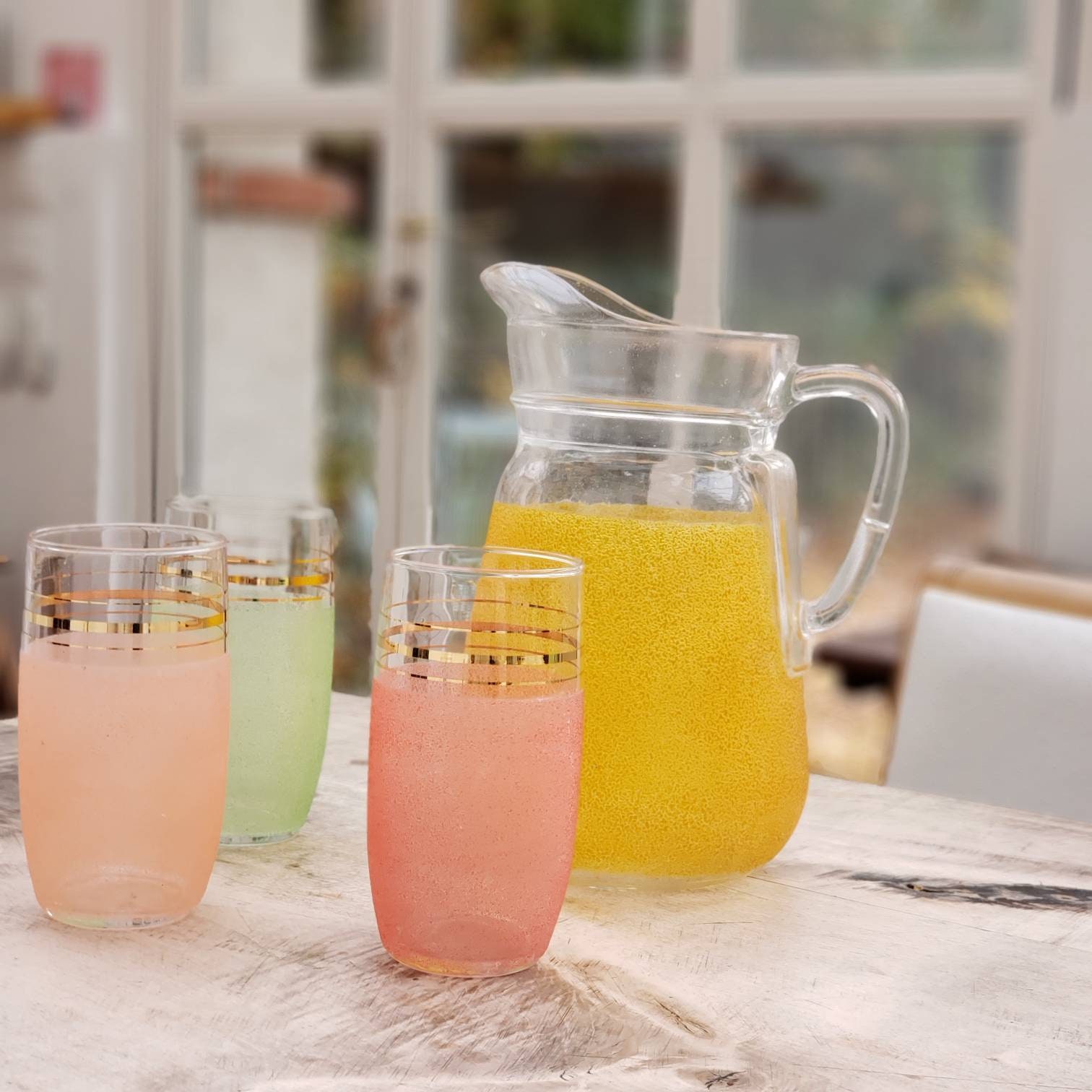 Verres et Pichet Granité Givré Coloré, Service à Orangeade Années 70