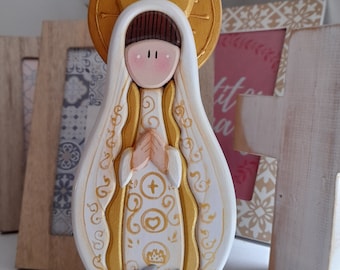 Figurine Our Lady of the Valley Virgin and Saints in Wood hand-painted Artisans Religious Icon Souvenir Decoration Products.