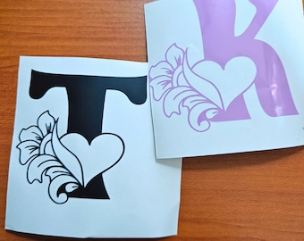 Single Letter Monogram Vinyl Decal with Heart and Flower Design, Monogram Sticker, Initial Vinyl Decal, Decorative Letter Vinyl Decal
