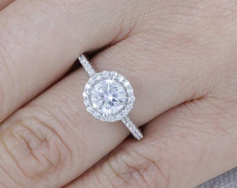 925 Sterling Silver Round Halo CZ Engagement Ring Wedding Band Bridal Ring Guard Women's Size 3-13 SAE048