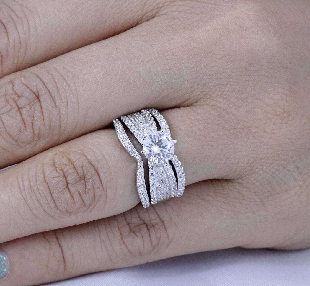 WOMEN'S CZ STERLING SILVER ANIVERSARY WEDDING BAND SKINNY RING SIZE 3-12 S1853 WOMEN'S CZ STERLING SILVER ANIVERSARY WEDDING BAND SKINNY RING SIZE 3-12 S1853