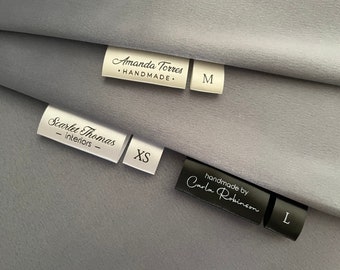 Kleidungsetiketten und / oder passende Größenschilder, benutzerdefinierte einnähen in Marken-Satin-Kleidungsetiketten, fügen Sie Ihre eigenen Größen für Erwachsene, Babys und Kinder hinzu