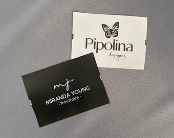 Etiquetas con logotipo personalizado, etiquetas de marca personalizadas, etiquetas de satén suave blancas o negras para coser en tamaño 2 pulg. x 2 3/4 pulg. (50 mm x 70 mm)