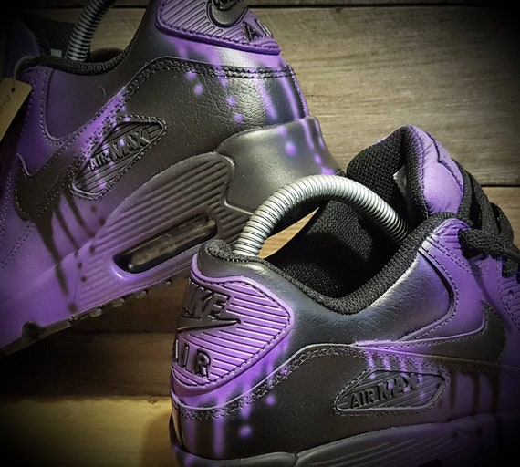 nike air kicks purple