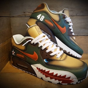 Custom Painted Air Max - Etsy