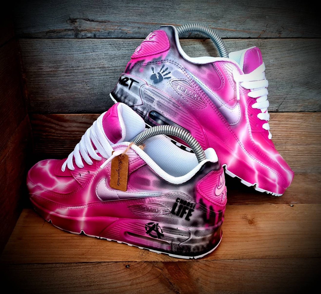 customize your own air maxes
