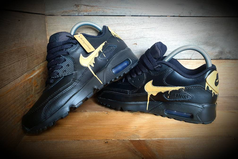 nike air max 90 gold swoosh