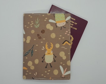 Funda para pasaporte Bug Life: Cartera de viaje hecha a mano