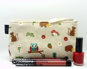 Woodland Animals Zip Pouch: Linen Canvas Makeup Bag