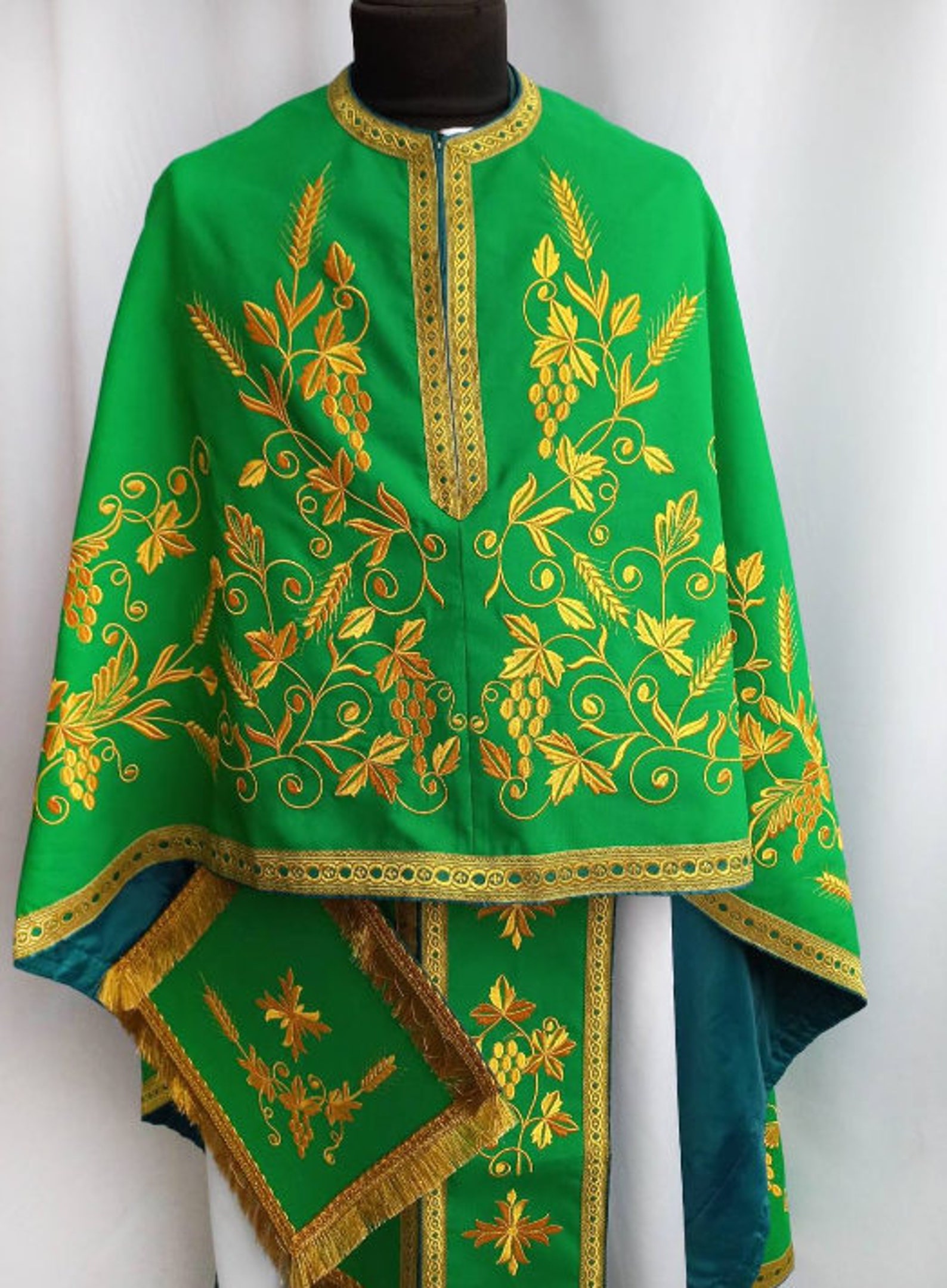 Green Greek vestment Priest robe Orthodox vestments | Etsy