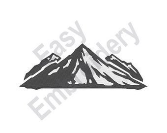Può includere: Un design di catena montuosa in bianco e nero. L'immagine presenta una vetta centrale e alta affiancata da due vette più piccole. Il design è un'illustrazione semplice e stilizzata, adatta per ricami o applicazioni grafiche. Il testo "Easy Embroidery" è visibile.